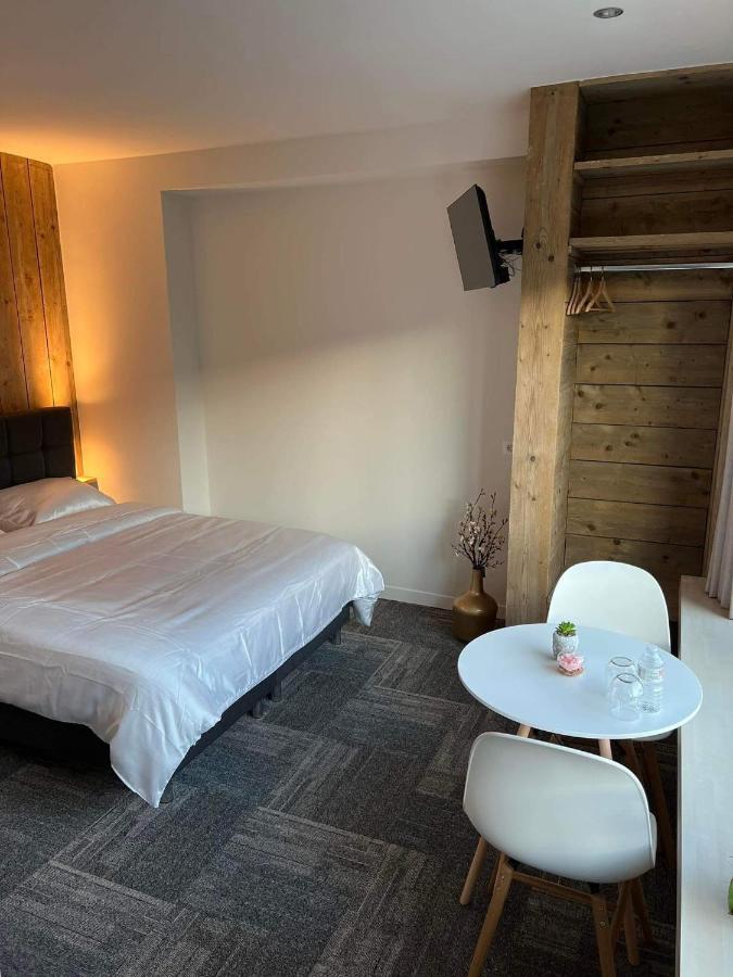 Nieuwe Kamer In Centrum Brugge Met Badkamer ! Exterior foto